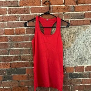 Women's Red lululemon tank size 6